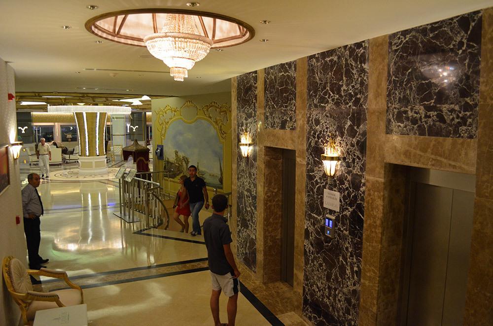 Kumkuyu Lamos Resort Hotel & Convention Center מראה חיצוני תמונה