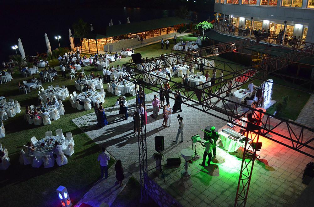 Kumkuyu Lamos Resort Hotel & Convention Center מראה חיצוני תמונה