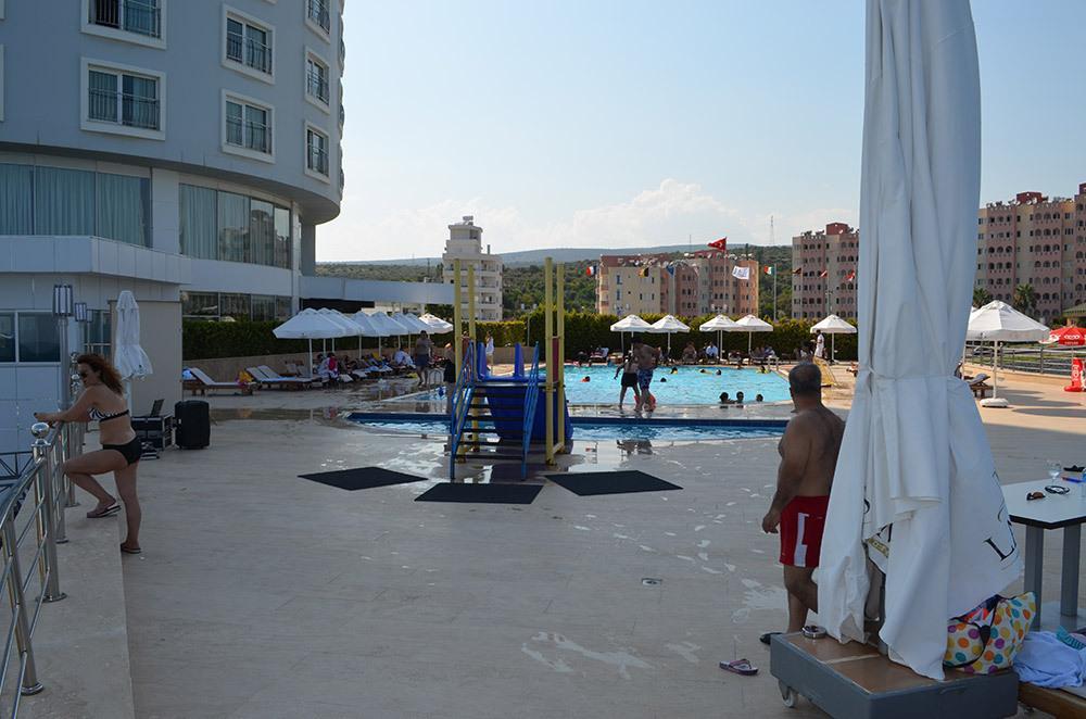Kumkuyu Lamos Resort Hotel & Convention Center מראה חיצוני תמונה